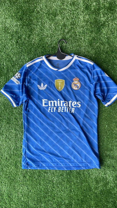 CAMISETA ALTERNATIVA DE REAL MADRID