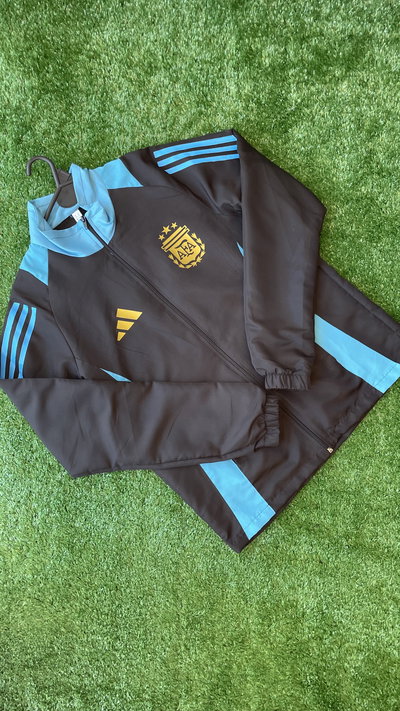 CAMPERA ROMPEVIENTO AFA 