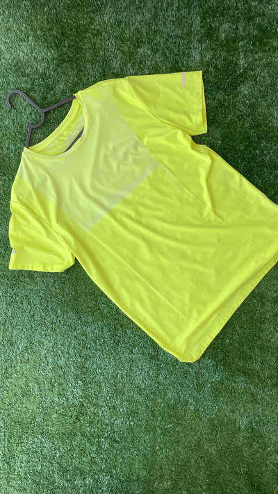 REMERA AMARILLA FLÚOR GYM