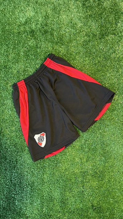 SHORT RIVER 2025 NIÑO