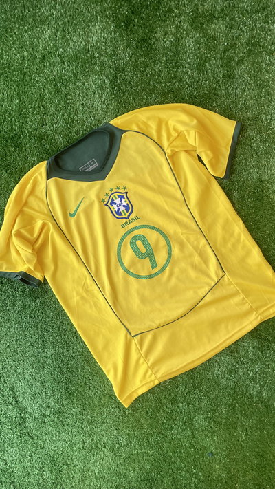 CAMISETA RETRO DE BRASIL
