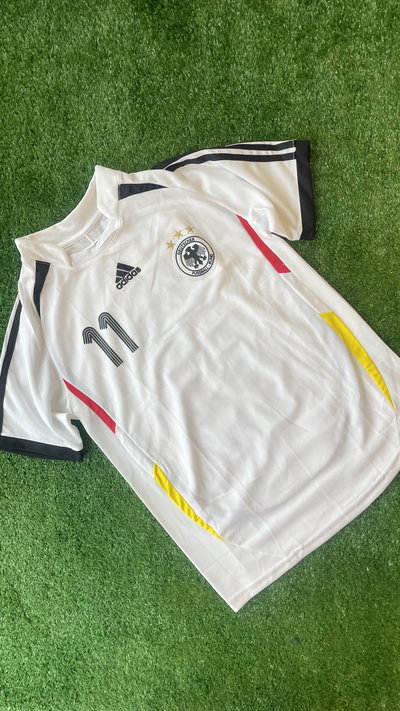 CAMISETA RETRO DE ALEMANIA
