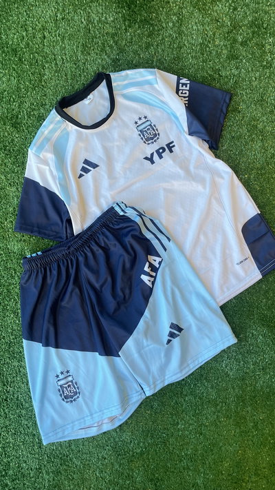 CONJUNTO DE ENTRENAMIENTO AFA NIÑO