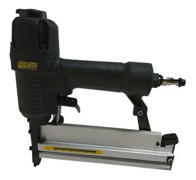 Engrampadora Clavadora Neumática Barovo
