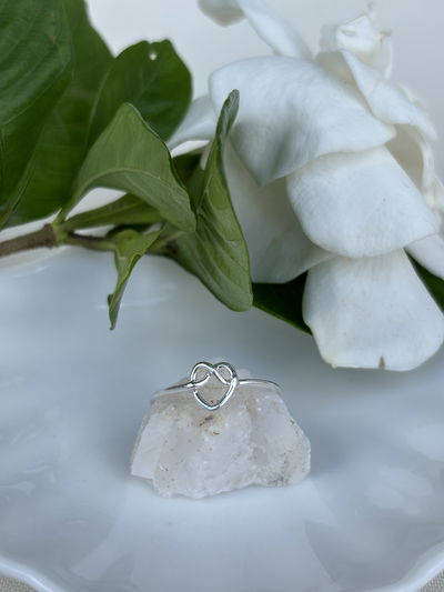 Anillo Corazón simple nudo 