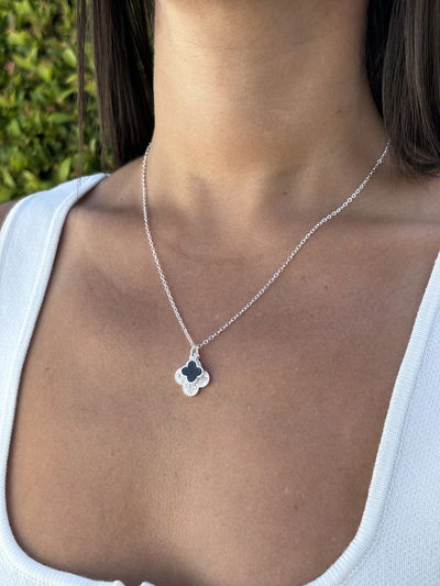 Van cleef plateado y negro AB