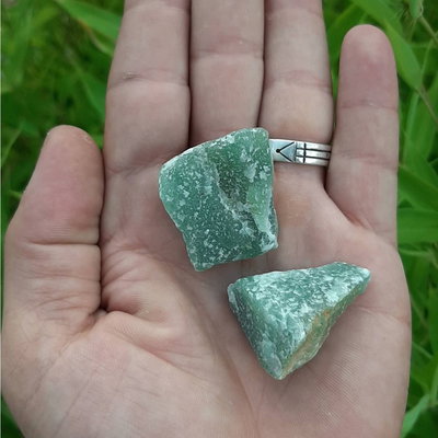 CUARZO VERDE - En bruto