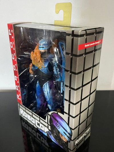 ROBOCOP ROCKET LAUNCHER (NECA)