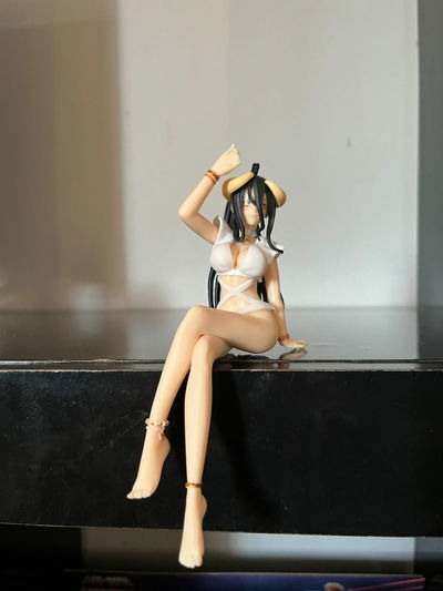 ALBEDO SENTADA (WAIFUS) 17CM
