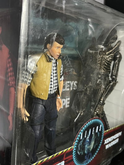 ALIENS/CARTER BURKE XENOMORPH (NECA)