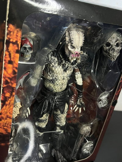 PREDATOR ULTIMATE SHAMAN (NECA)