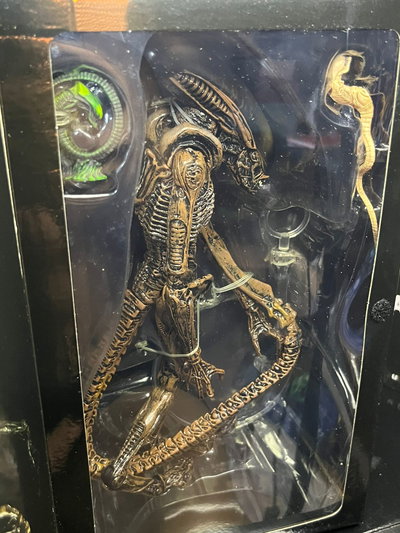 ALIEN ULTIMATE DOG (NECA)