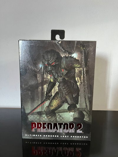 PREDATOR ARMORED LOST (NECA)