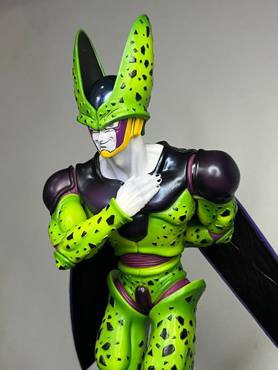 CELL PERFECTO INCLINANDOSE (DRAGON BALL) 28CM