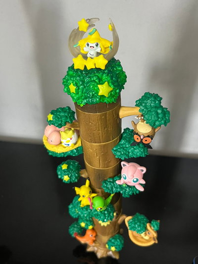 DIORAMA POKEMON ARBOL X8 (POKEMON) 30CM