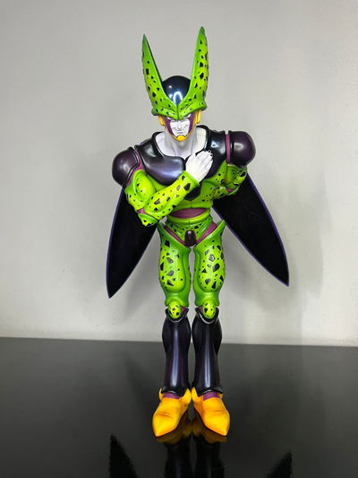 CELL PERFECTO INCLINANDOSE (DRAGON BALL) 28CM