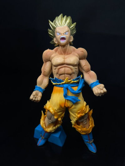 Goku Ssj (20CM) Figura Dragon Ball - Girutoys