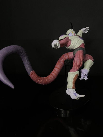 Freezer Segunda Forma (26CM L) Figura Dragon Ball - Girutoys