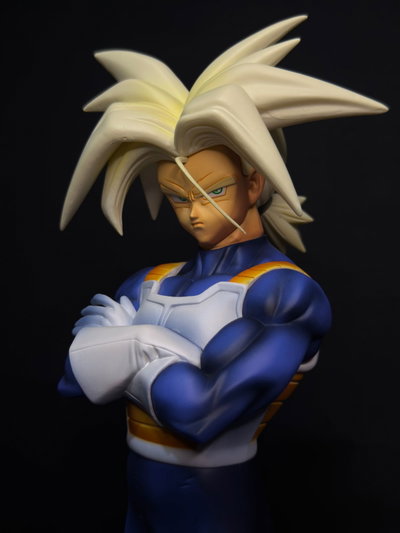 Trunks del Futuro (28CM) Figura Dragon Ball - Girutoys