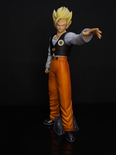Gohan Adolecente VF (30CM) Figura Dragon Ball - Girutoys