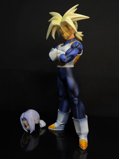 Trunks del Futuro (28CM) Figura Dragon Ball - Girutoys