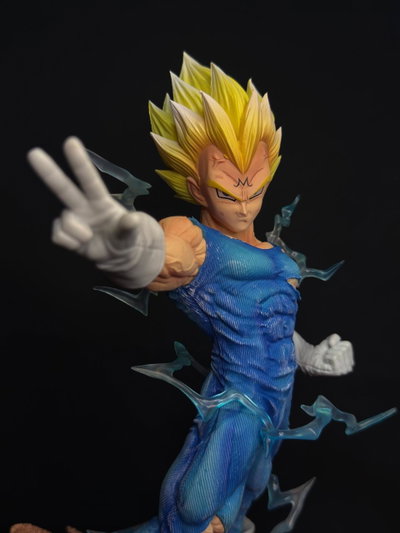 Diorama de Majin Vegeta (30CM) Figura Dragon Ball - Girutoys
