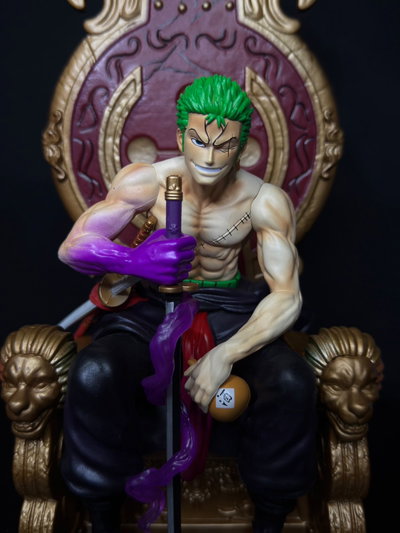 Zoro en Trono (31CM) Figura One Piece - Girutoys