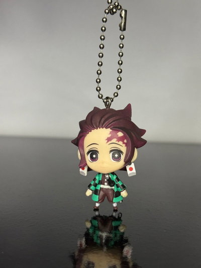 Tanjiro Kamado llavero con sello (4CM) Figura Demon Slayer - Girutoys