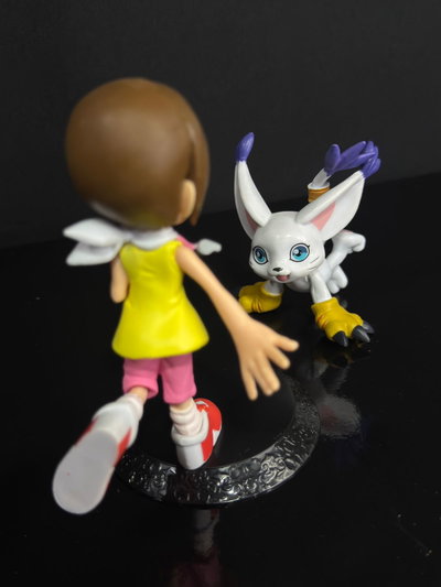 Hikari Y Gatomon (14CM) Figura Digimon - Girutoys