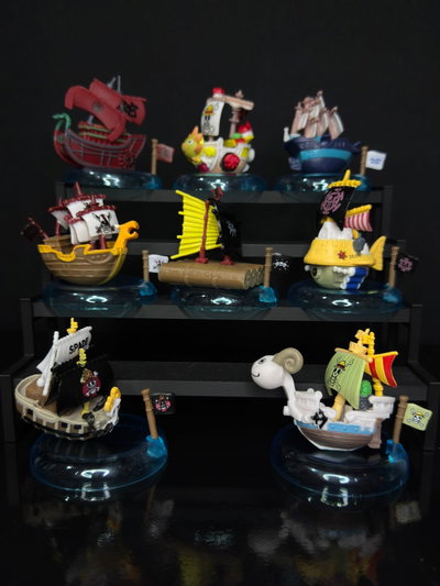 BARCOS SET X 8 (7CM) SET ONE PIECE - GIRUTOYS