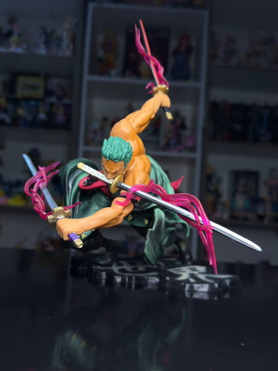 DIORAMA DE ZORO (25CM L) FIGURA ONE PIECE - GIRUTOYS