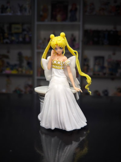 SAILOR MOON BODA (16CM) FIGURA SAILOR MOON - GIRUTOYS