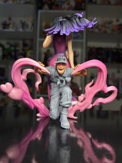 DIORAMA BOA HANCOCK EFECTO CORAZON (23CM) FIGURA ONE PIECE - GIRUTOYS