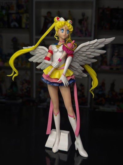 SAILOR MOON CON ALAS (24CM) FIGURA SAILOR MOON - GIRUTOYS