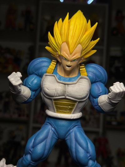VEGETA SAIYAN SSJ (26CM) FIGURA DRAGON BALL - GIRUTOYS
