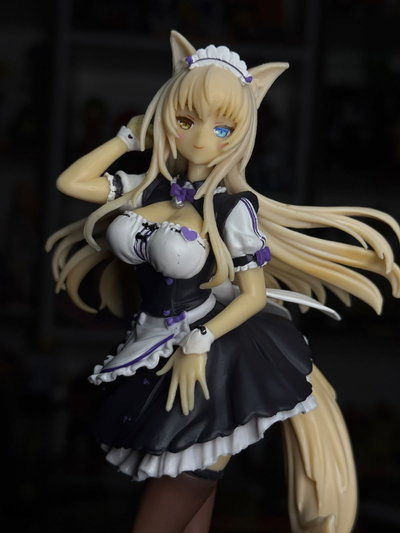POP UP PARADE (20CM) FIGURA WAIFUS - GIRUTOYS