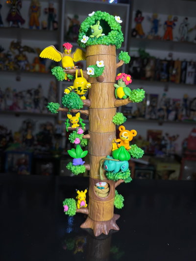 DIORAMA POKEMON ARBOL X8 (30CM) FIGURA POKMEON - GIRUTOYS