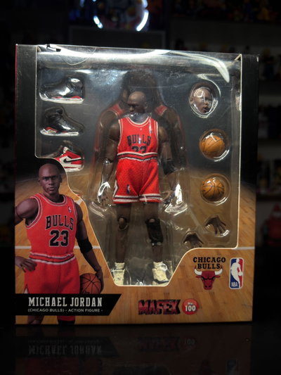 MICHAEL JORDAN ARTICULADO (18CM) FIGURA ARTICULADA - GIRUTOYS