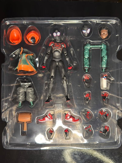 SPIDER MAN MILES MORALES (15CM) FIGURA MARVEL- GIRUTOYS