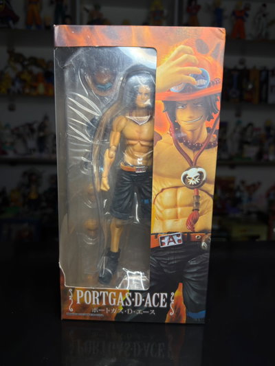 ACE ARTICULADO CON ACCESORIOS (19CM) FIGURA ONE PIECE - GIRUTOYS