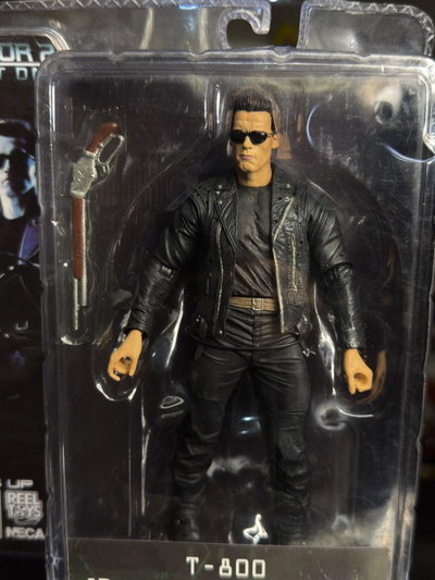 TERMINATOR T-800 PESCADERO ESCAPE (18CM) FIGURA NECA - GIRUTOYS
