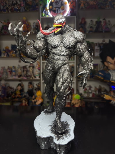 ESTATUA DE VENOM ENORME SIMBIONTE (30CM) FIGURA MARVEL - GIRUTOYS