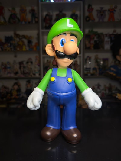 LUIGI DE VINILO (25CM) FIGURA SUPER MARIO BROS - GIRUTOYS