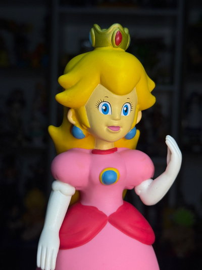 PRINCESA PEACH DE VINILO (23CM) FIGURA SUPER MARIO BROS - GIRUTOYS
