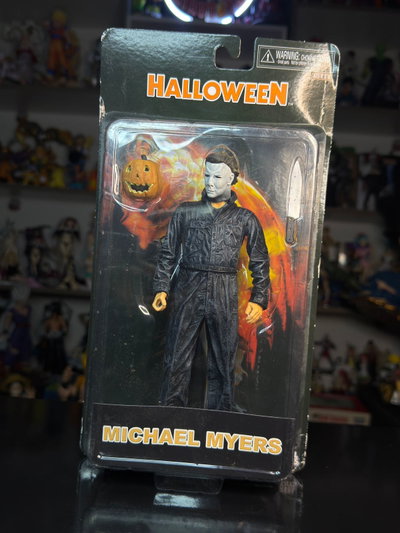 MICHAEL MYERS HALLOWEEN (18CM) FIGURA NECA - GIRUTOYS