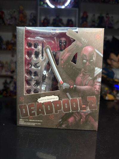 DEADPOOL GENERICO (16CM) FIGURA MARVEL- GIRUTOYS