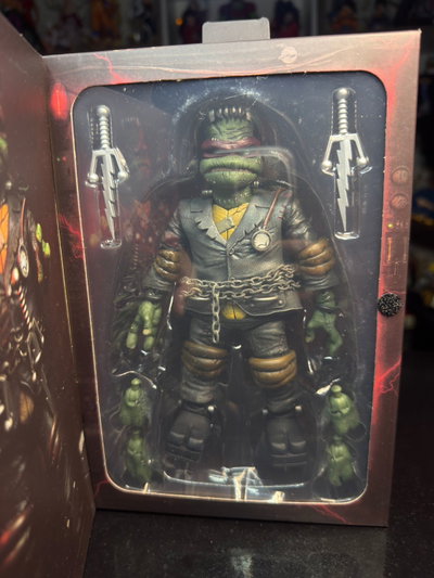 UNIVERSAL MONSTER RAPHAEL (18CM) FIGURA NECA - GIRUTOYS
