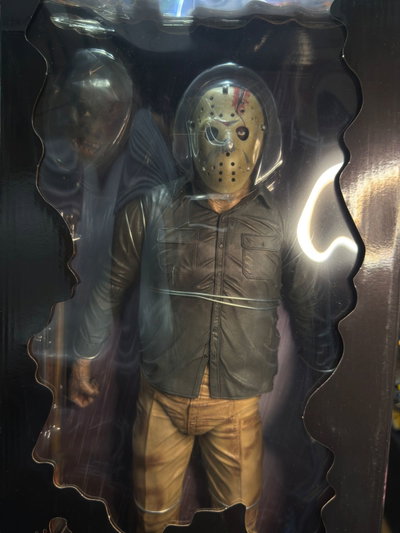 JASON VOORHEES 1/4 (52CM) FIGURA NECA - GIRUTOYS