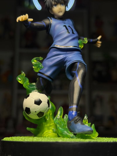 YOICHI ISAGI (15CM) FIGURA ANIME - GIRUTOYS