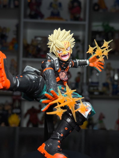 KATSUKI BAKUGO ATACANDO (19CM) FIGURA MY HERO ACADEMIA - GIRUTOYS